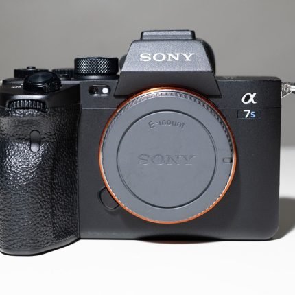 Sony Alpha a7S III Body + SmallRig Cage + Box