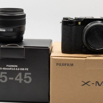 FUJIFILM X-M5 Mirrorless Camera with XC 15-45mm f/3.5-5.6 Lens (black)