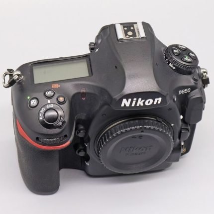 Nikon D850 45.7Mp Digital Slr Camera Body